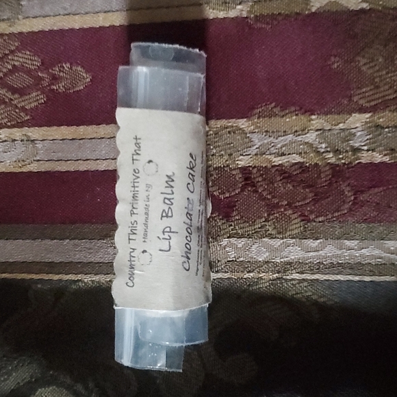 Amnh skincare pump up lip care very cool ๐ and yum wrap lip balm - Picture 4 of 4